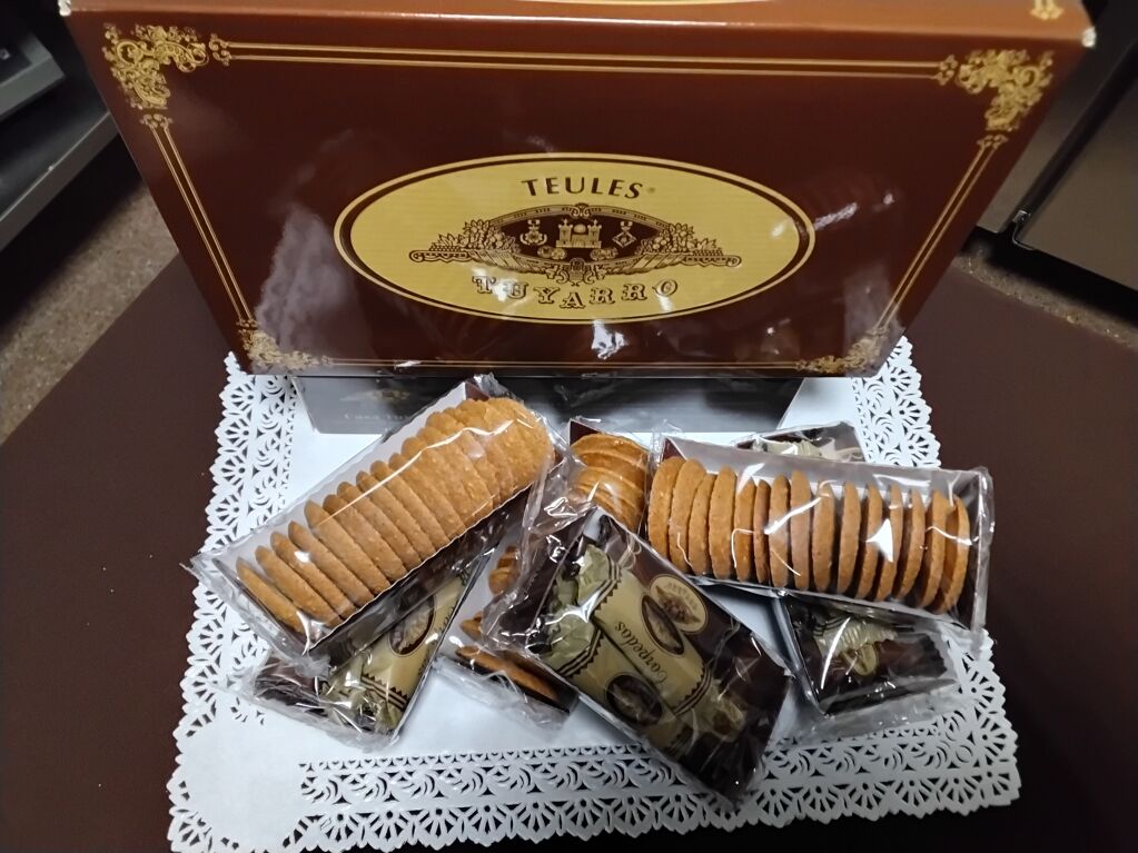 Caja grande de surtido de Teules - cartro-gran.jpg