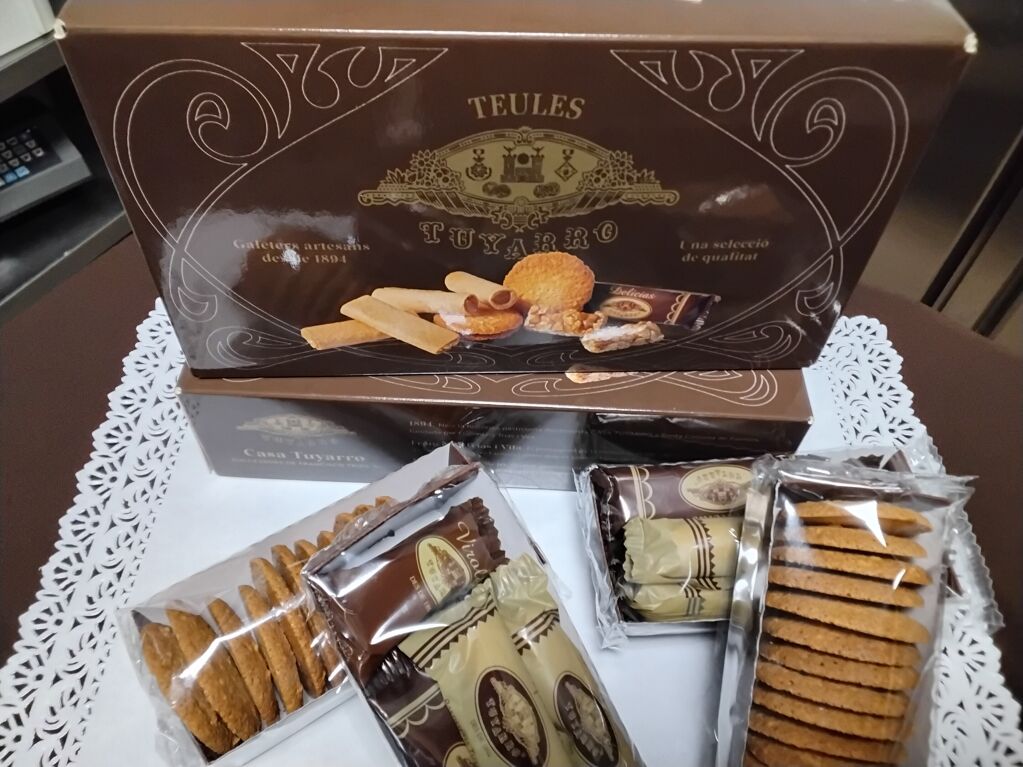 Capsa mitjana d'assortit de Teules - cartro-mitjana.jpg